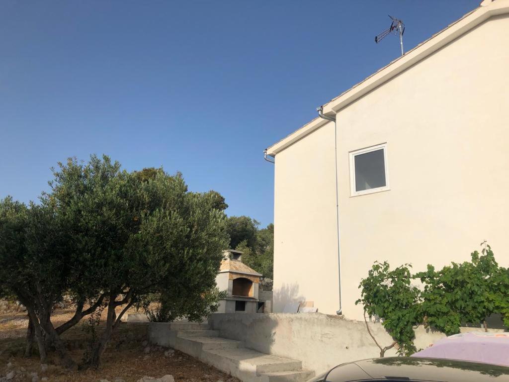 Apartmani Mares Razanj Exterior photo